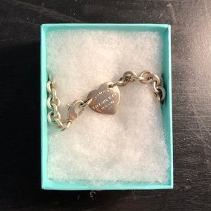 TIFFANY & CO NECKLACE